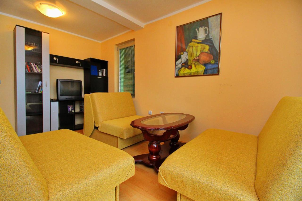 Tara Lake Apartments Jevtici Экстерьер фото