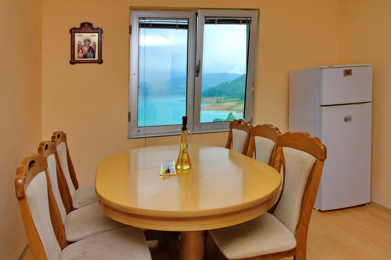Tara Lake Apartments Jevtici Экстерьер фото