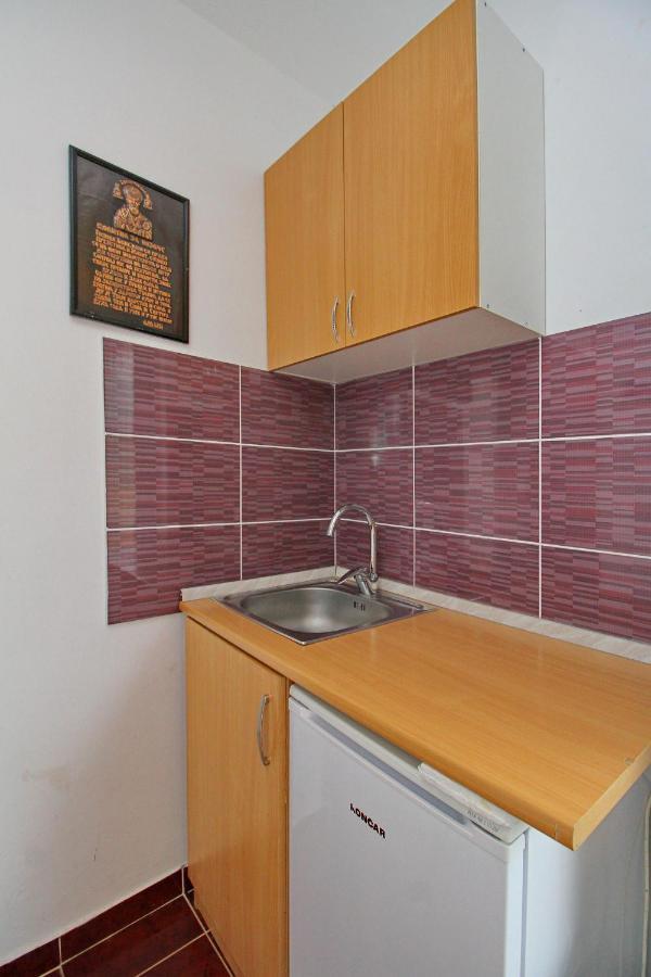 Tara Lake Apartments Jevtici Экстерьер фото