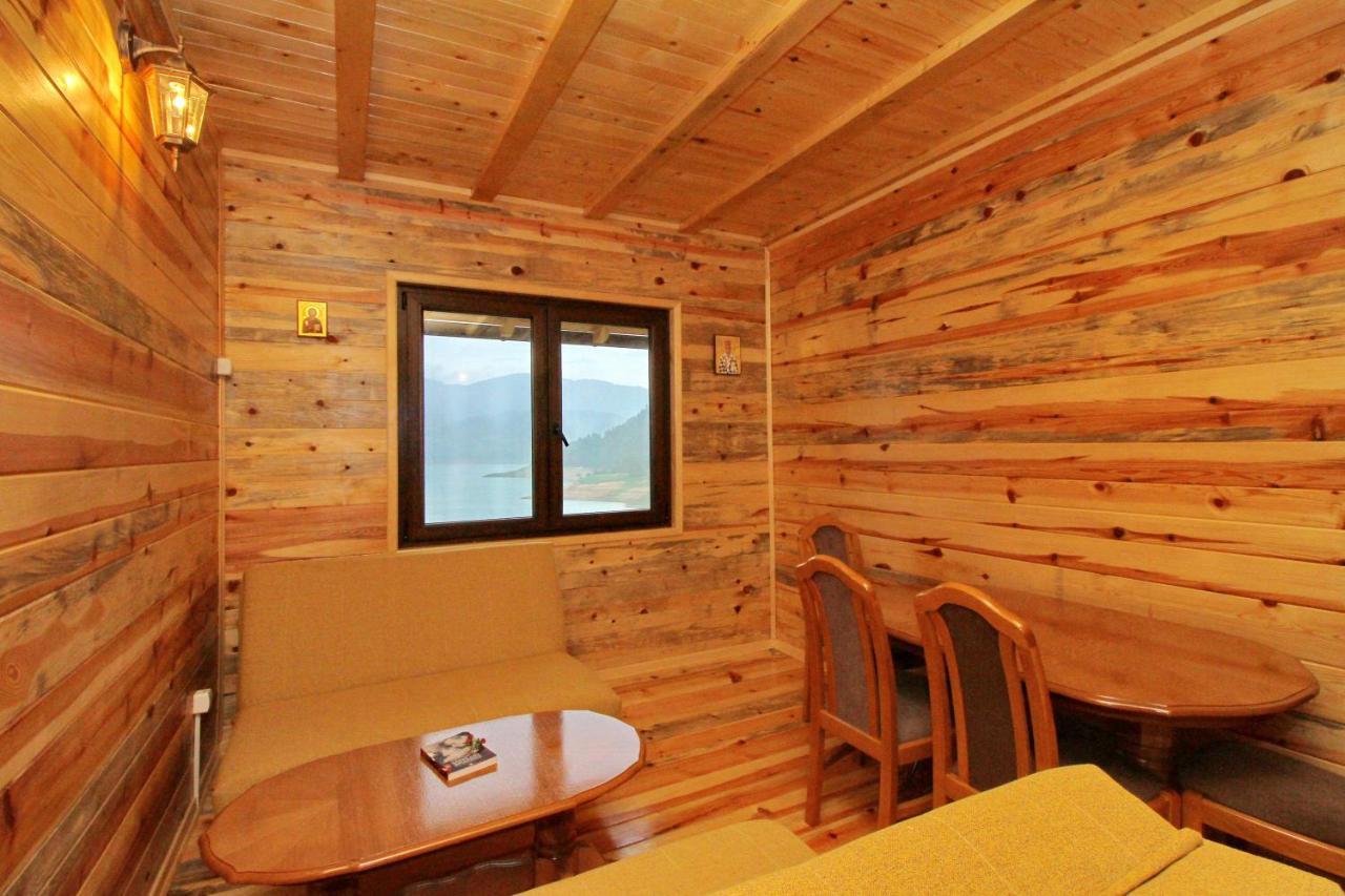 Tara Lake Apartments Jevtici Экстерьер фото